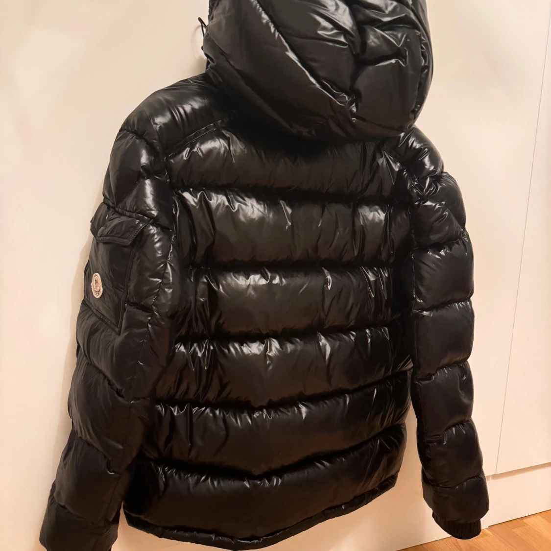 Svart dunjacka från Moncler - 91