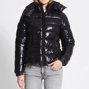 Lager 157 jacka - Tänkte kolla om någon är intresserad av denna jackan☺️ Storlek M och passar bra på mig som oftast använder xxs-xs. Endast använd några gånger 