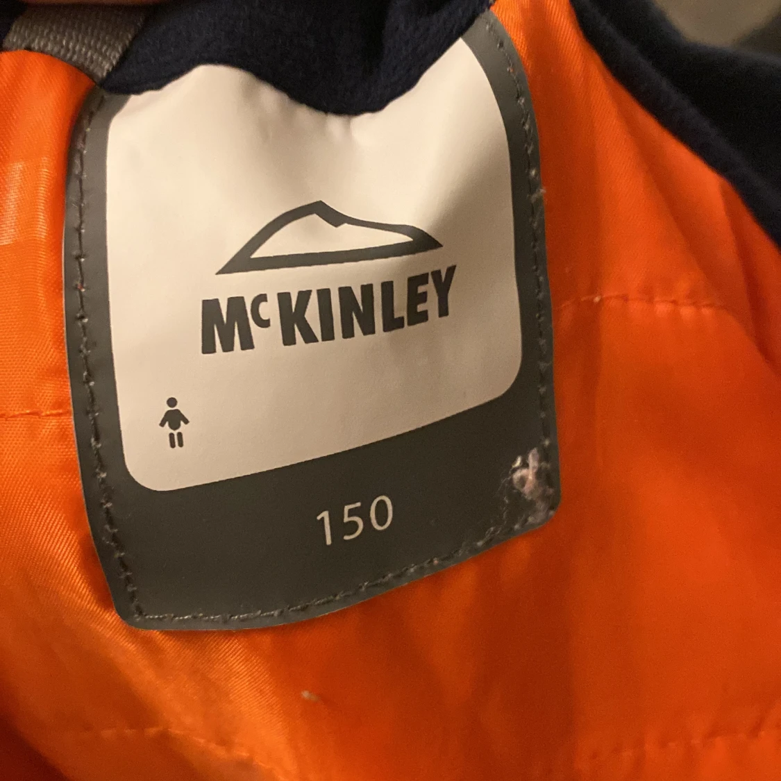 Blå och svart jacka från McKinley - 92