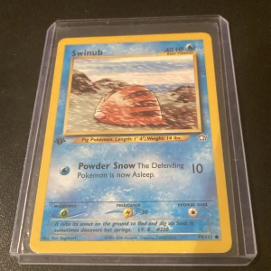 Swinhub 1st edition neo Genesis TCG Pokémon kort  - Skickas i sleeve och toploader 