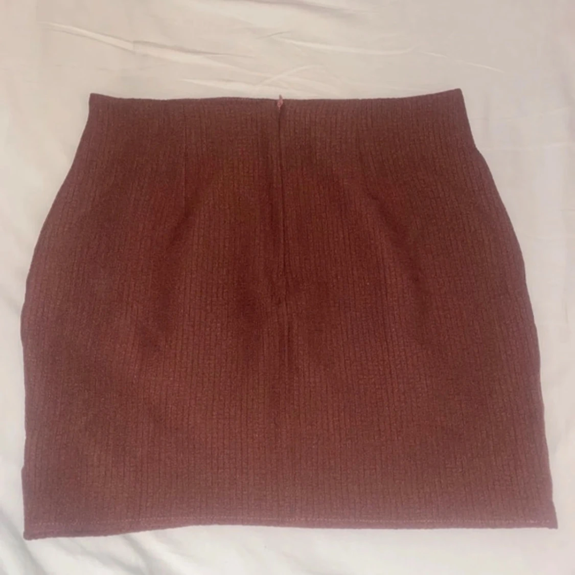 Brun tvådelad set med topp och kjol - 93