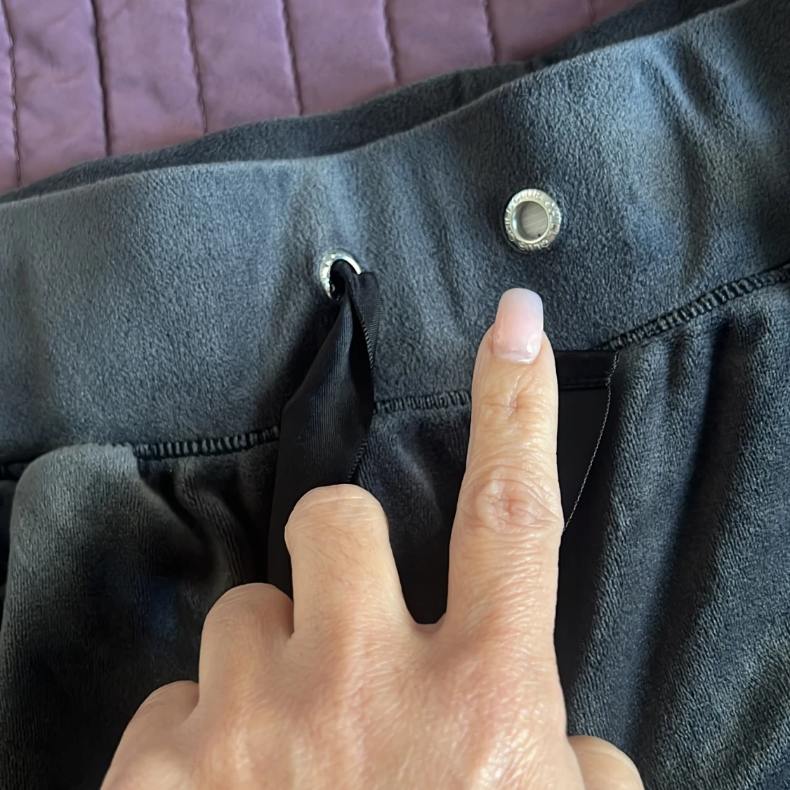 Grå velourtröja från Esmara - 93