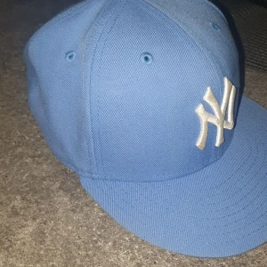 Light blue New yorker keps - Helt ny använd 1 gång