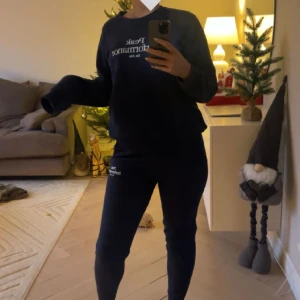 PEAK PERFORMANCE SET s/m MARINBLÅ - Nästan oanvänt