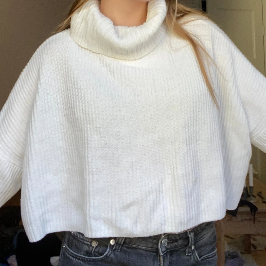 Vit stickad tröja från Hollister