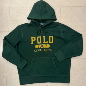 Ralph Lauren hoodie - Galet najs Ralph Lauren Hoodie | Storlek M, normal i storlek | Skick: 9.5/10 | kan möjligtvis passa L också / Mvh