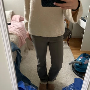 Gröna jeans  - Snygga gröna jeans!!