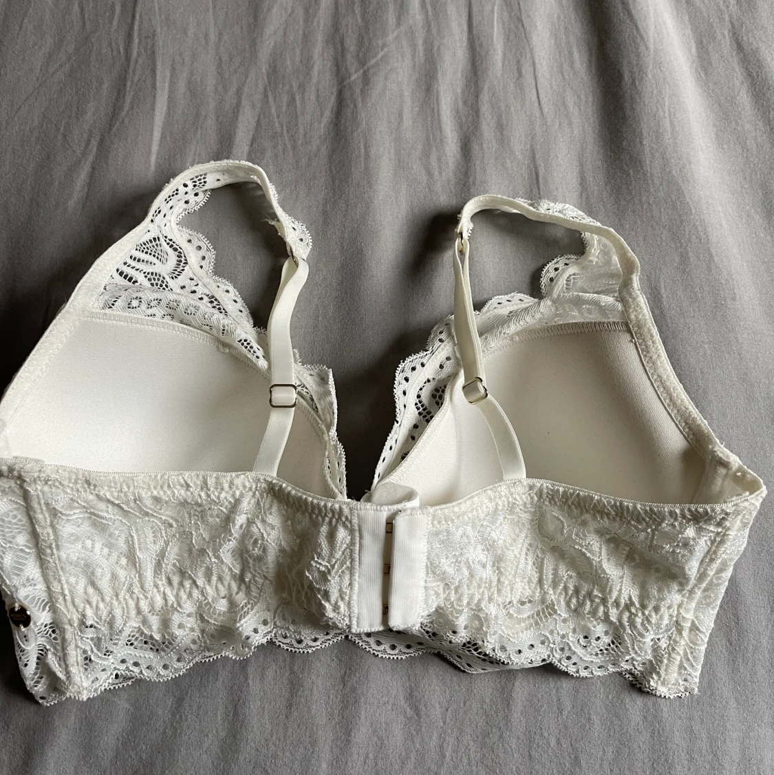 Helt ny bh - 90