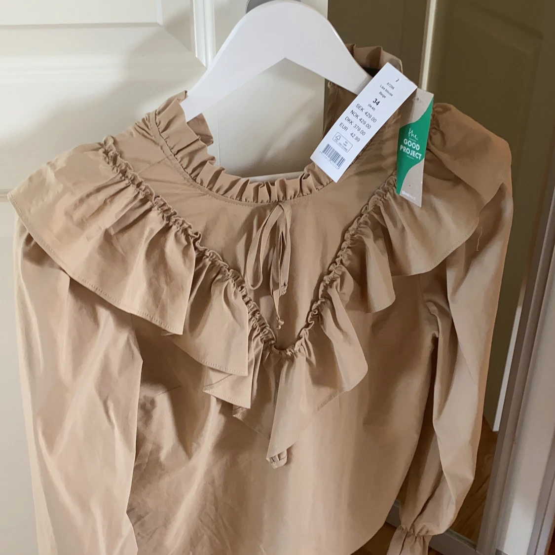 Stockholmsstil Gina Tricot Ny Beige Blus  - 91