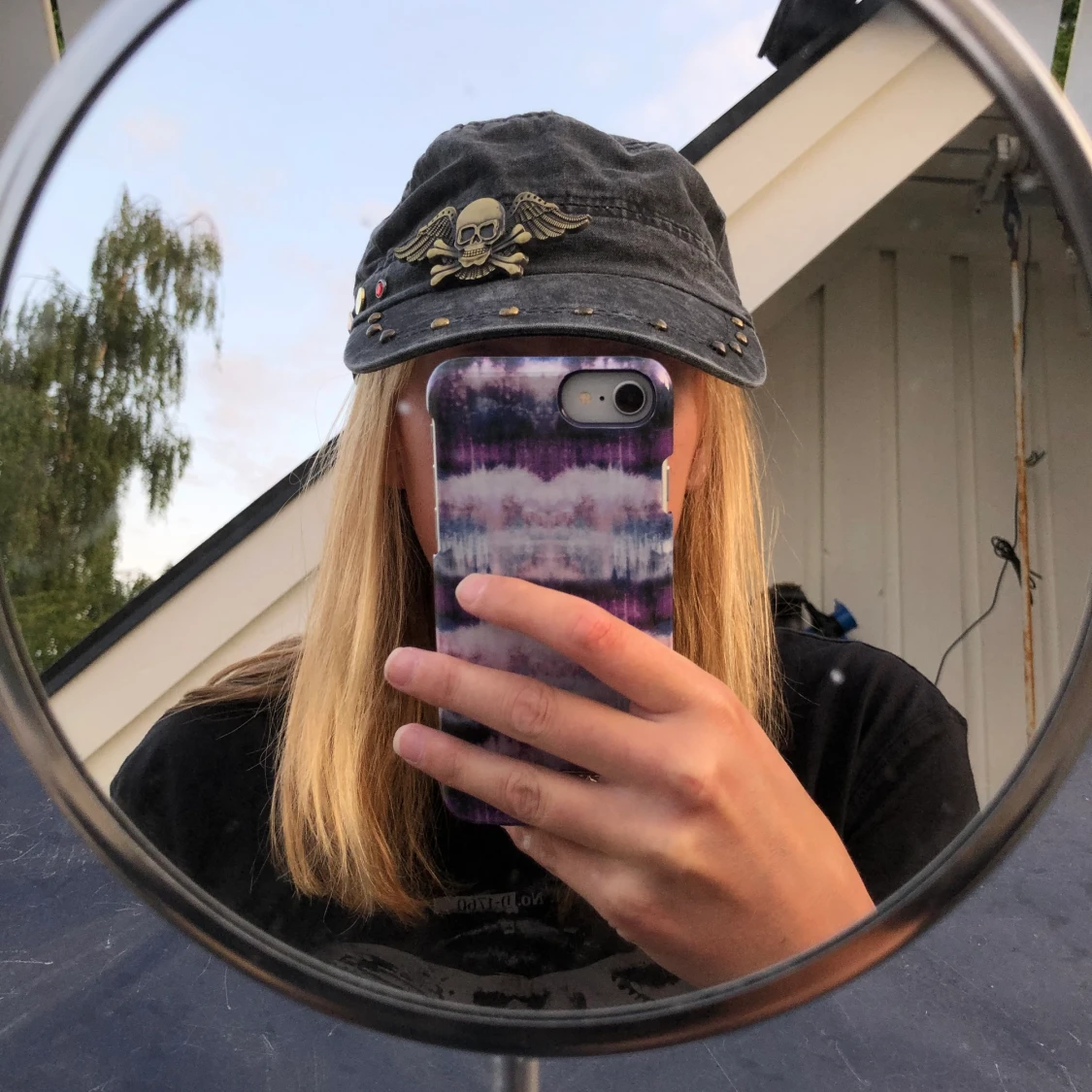 Keps med dödskalle - 90