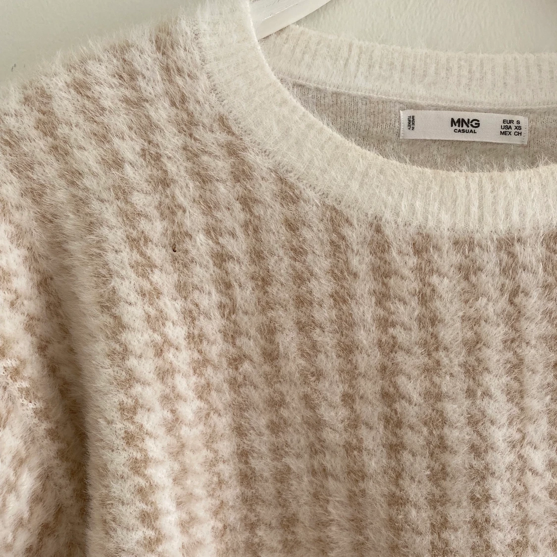 Stickad tröja från Mango - 90