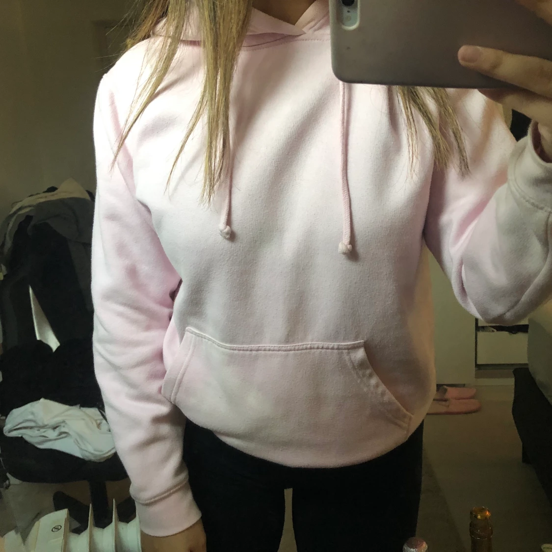 Ljusrosa hoodie