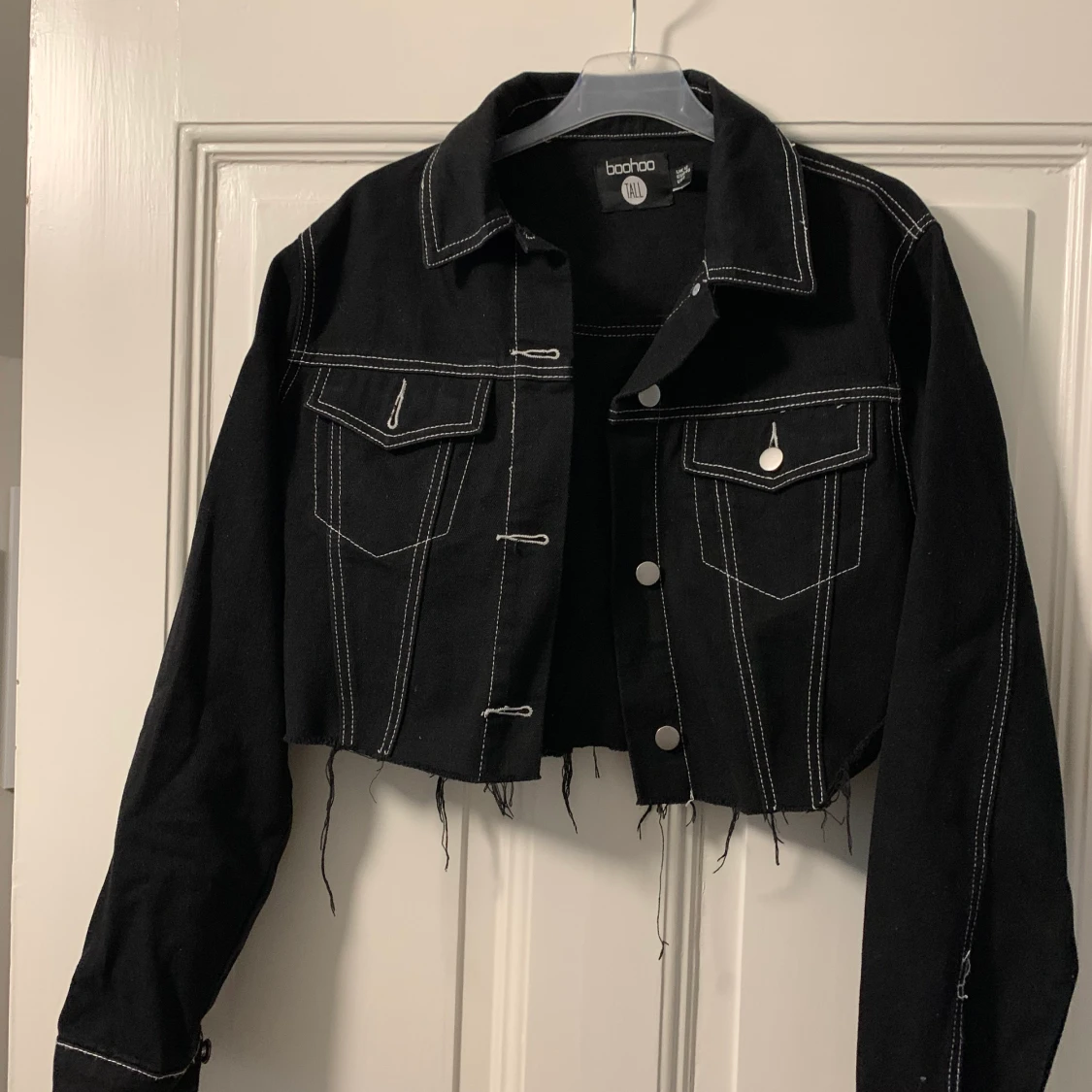 Cropped jacka från Boohoo 