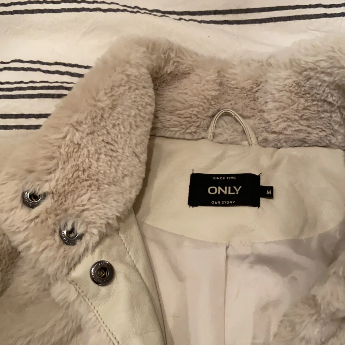 Jacka i nyskick från ONLY - 91