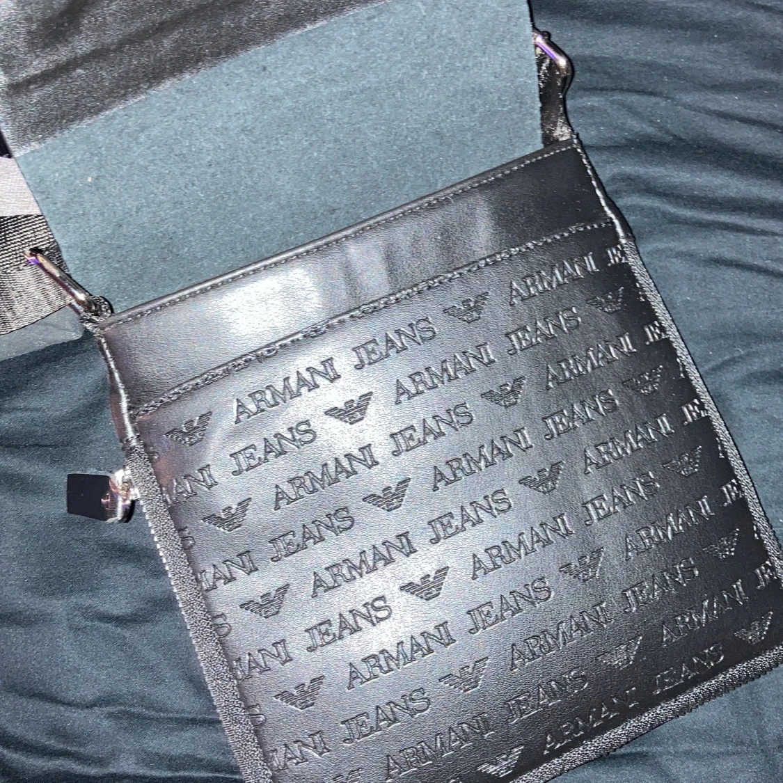 Armani väska - 91