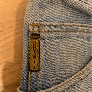 Armani Jeans  - Vintage byxor Armani. Passar strl S. Högmidjade. 