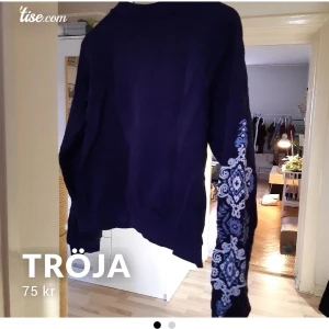 H&M - Se bilder för mer info 😊