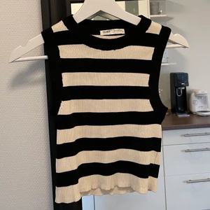 Randigt linne - Fint linne från pull&bear, aldrig använt🧡