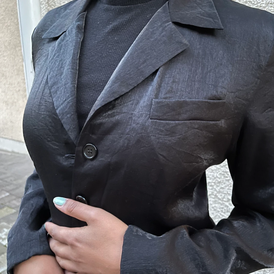 Svart glansig kavaj - 91