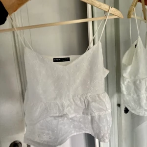 Linne - Vitt linne från shein, köpare står för frakt⚡️⚡️