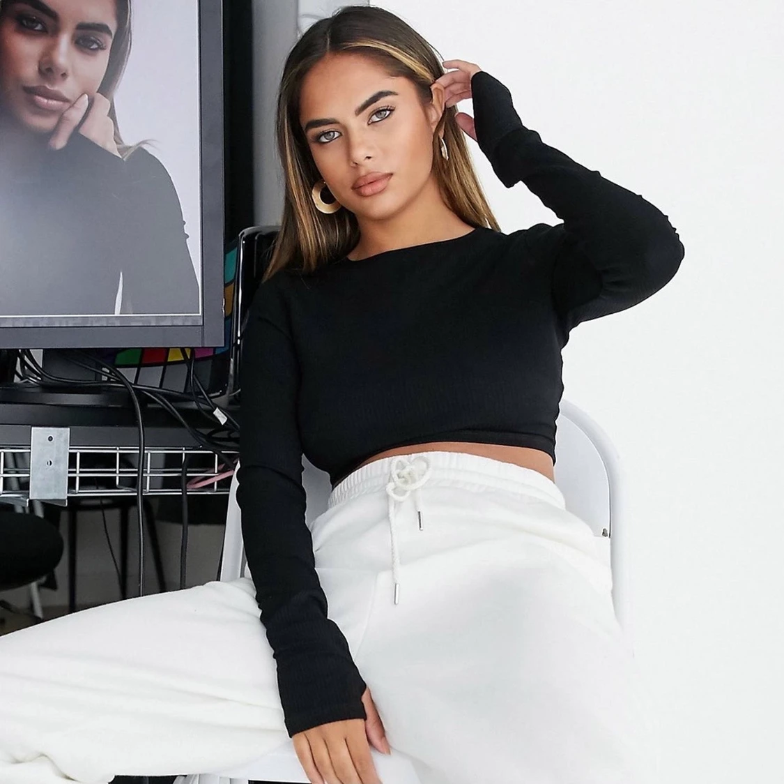 Svart ribbad crop top - 90