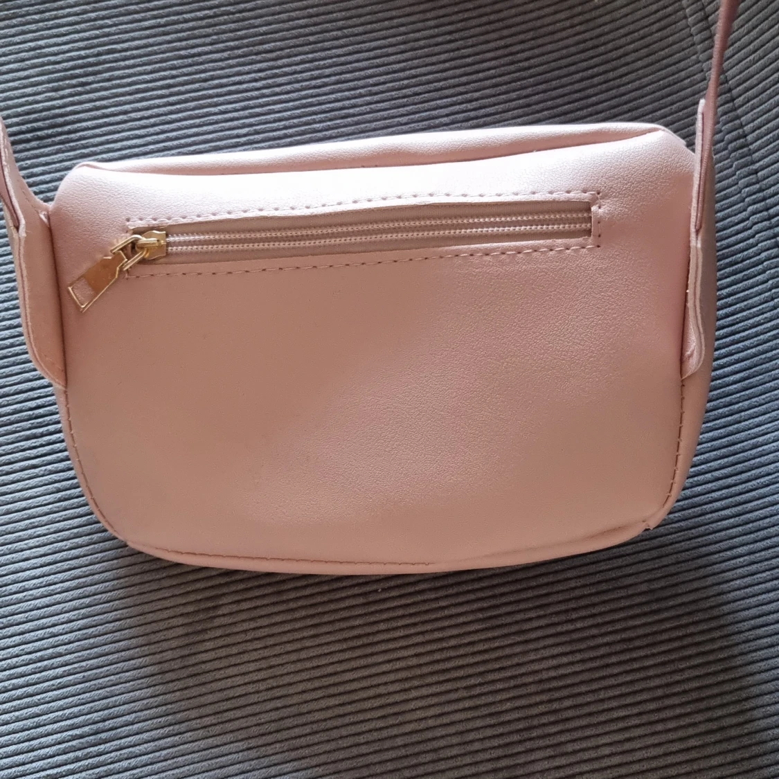 Jättesöt ljusrosa magväska - 90
