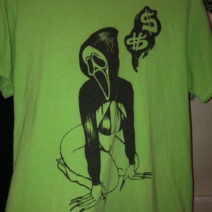 Soto•Gang t-shirt 2018 - Assnygg t-shirt som tatueraren Soto har designat!🤩 Köpt år 2018 och är använd men i bra skick/ lite noppig men inget man tänker på😊!                ❗️ENBART SERIÖSA KÖPARE❗️