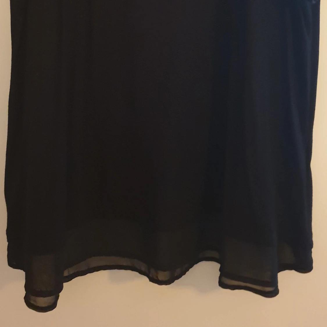 T-shirt med glim (oanvänd)