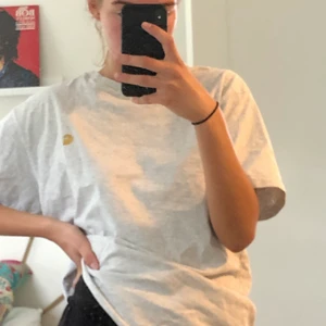 T-shirt - Säljer en carhartt t-shirt, jättebra skick❤️❤️