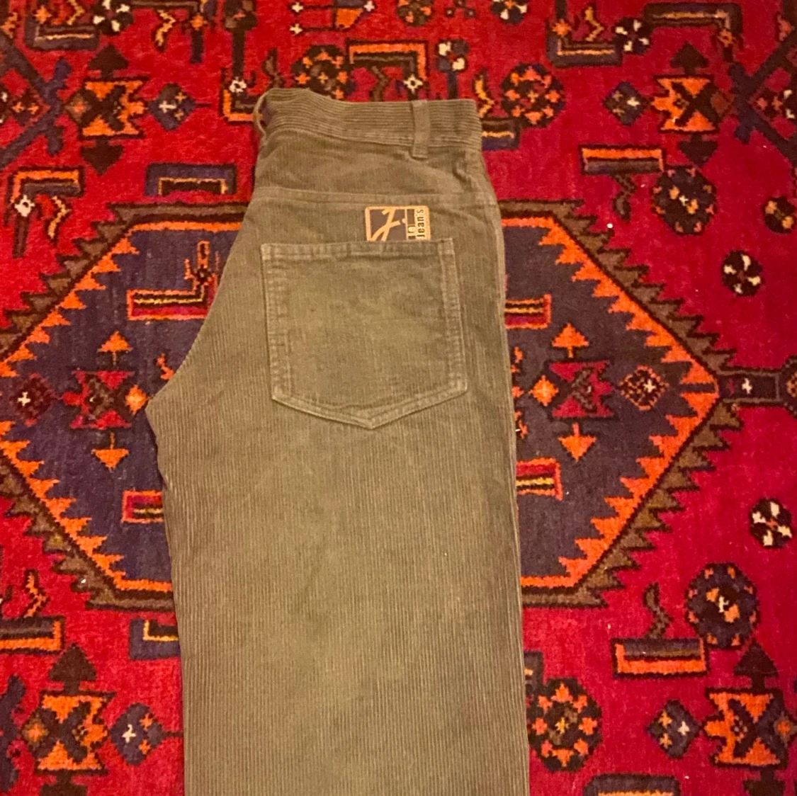 Gröna manchester byxor - 90