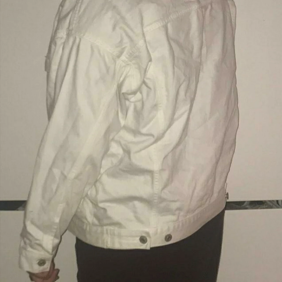 Vit jeans jacka, storlek M - 90