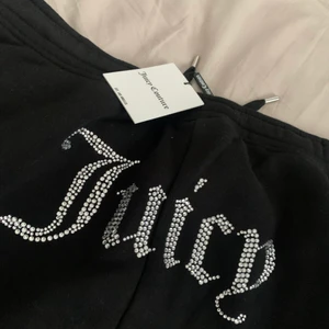 Juicy joggers - Aldrig använd eller testa pga fick hem fel modell