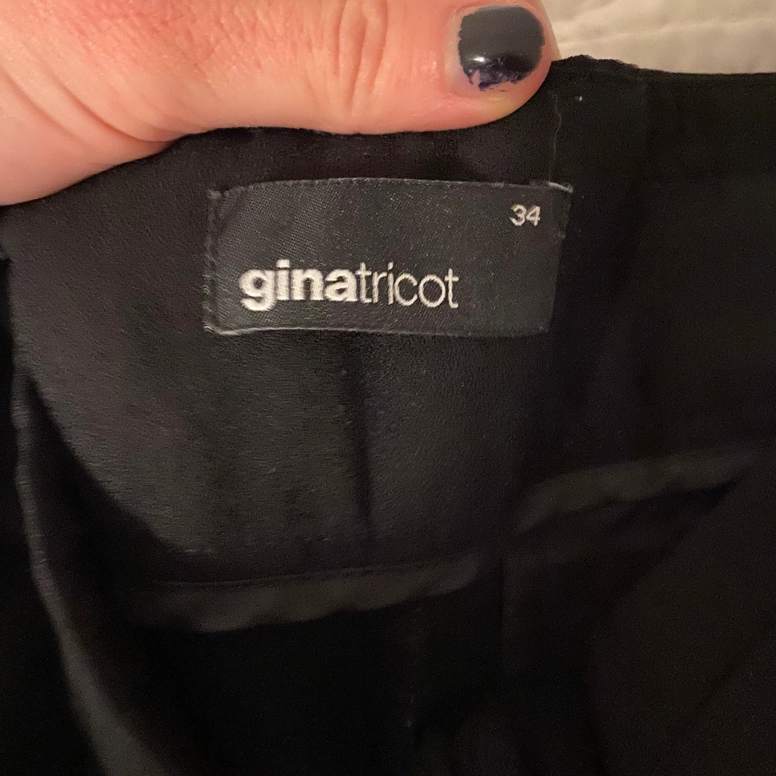 Svarta kostymbyxor - 91