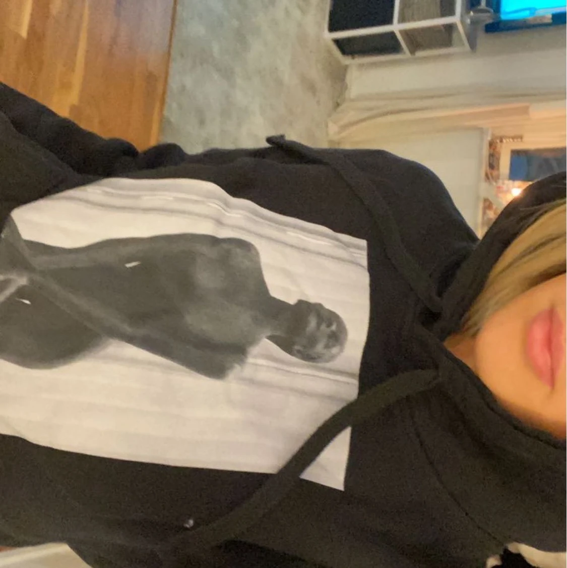 The cool elephant hoodie - 90