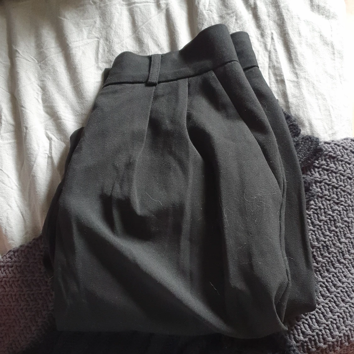 Kostymbyxor från Cubus st 34, högmidjad modell