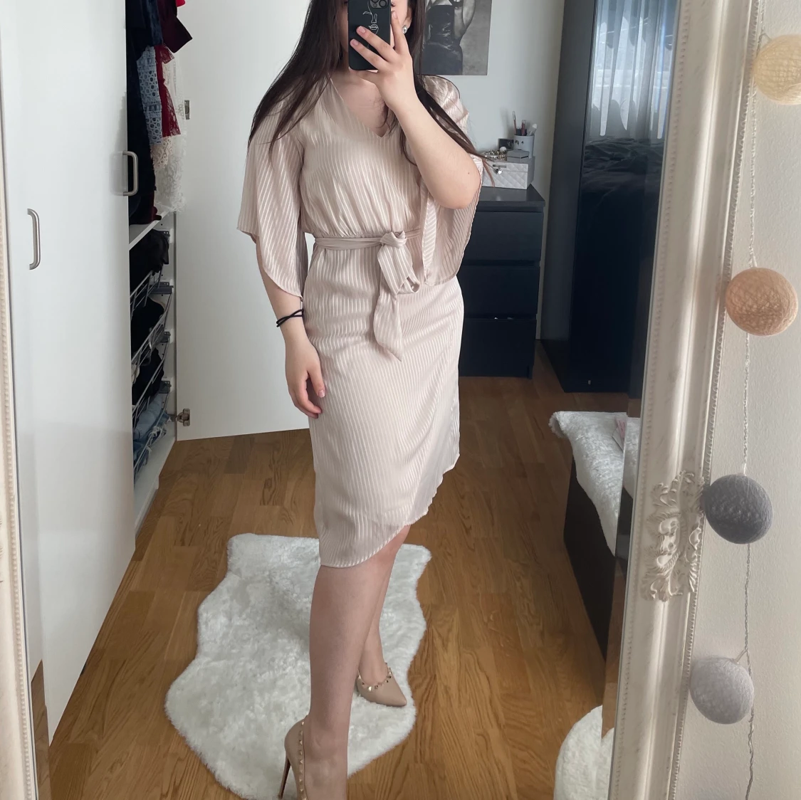 Beige klänning - 90