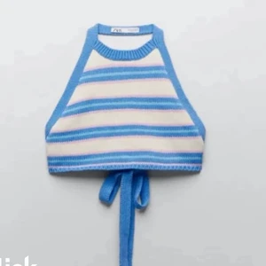 Fin topp ifrån Zara - Intressekoll på min så fina , trendiga topp ifrån zara! Inte säker på att jag ska sälja men lägg ett bud ♡ 