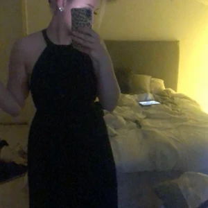 🧚🏼‍♀️BALKlÄNNING🧚🏼‍♀️ - Super fin balklänning från NLY eve! Bara testad så den är som ny! Fler bilder kan fås vid intresse💞