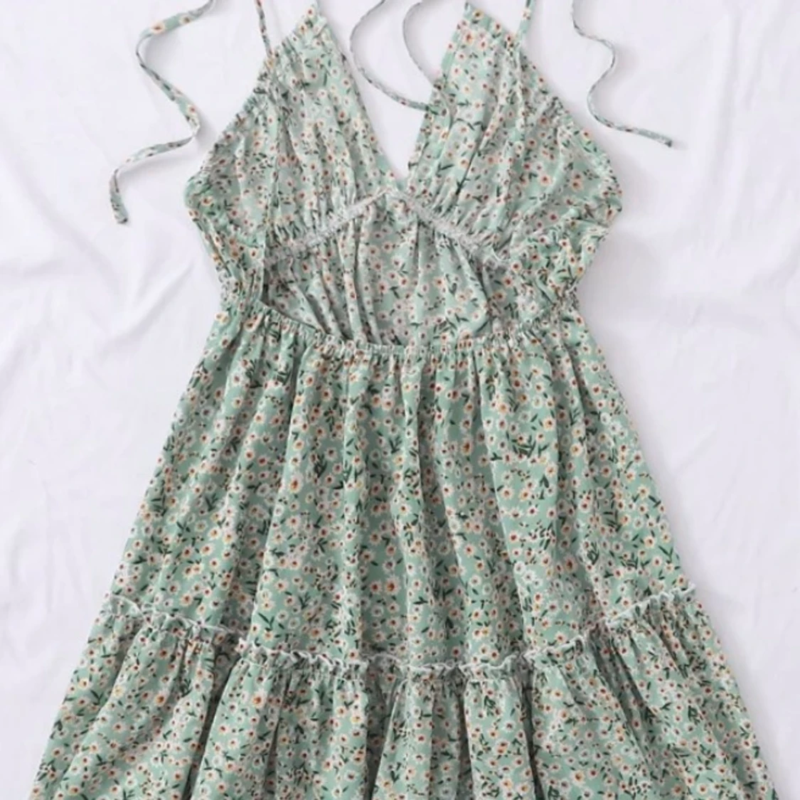 Blommig klänning - 90