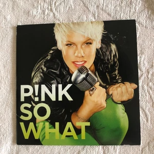 Pink  - I fint skick. Innehåller singeln ”So what”. Jag tar helst swish betalning, skickar bild efter jag gått och postat. 