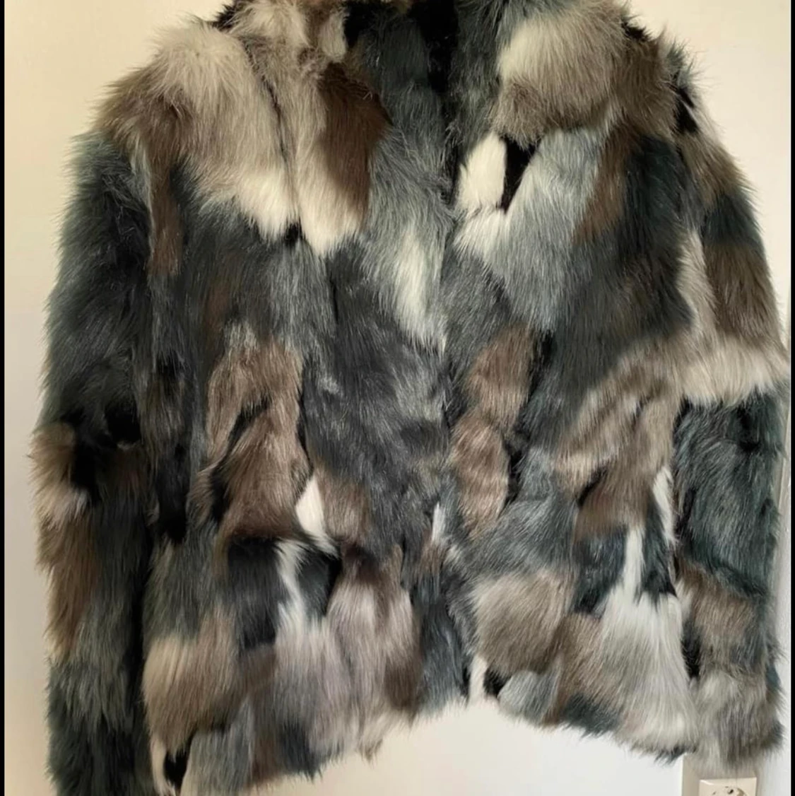 Fuskpäls från Mango strl S - 91