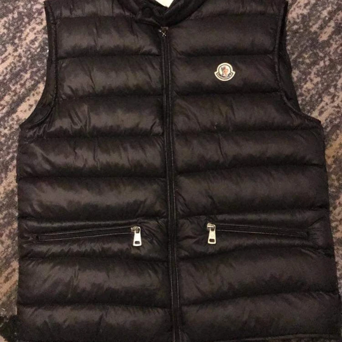 Moncler väst (M) 