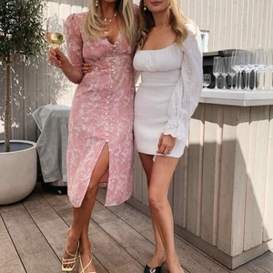 Adoore  - Storlek 38 men passar 36 om man inte vill ha den jättetight i midjan 