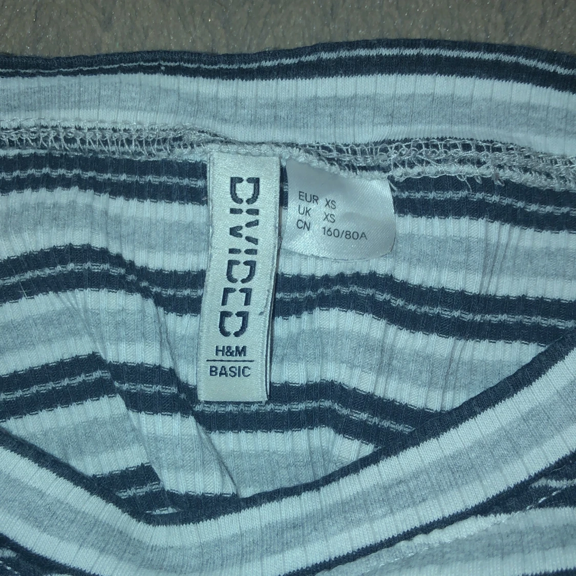 T-shirt från h&m - 91