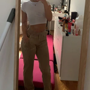 Juciybyxor warm tapue str xss - Säljer dessa juciy byxor pågrund av lite för små. 