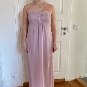 Balklänning - Fin balklänning i storlek 38/40