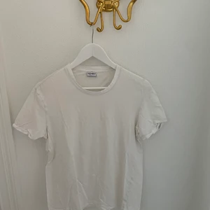 Dolce gabbana t-shirt ✨ - Vit t-shirt från dolce gabbana🤍 