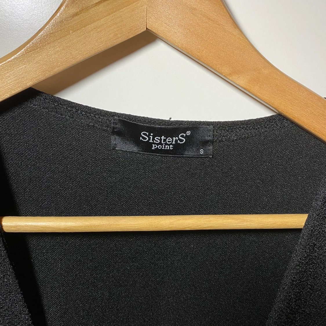 Tröja från Sisters storlek S - 90