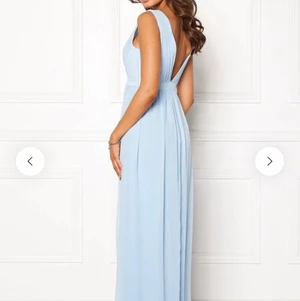 Balklänning  - Så fin balklänning från Bubbleroom som tyvärr aldrig använts pga inställd bal. Endast testad med lapparna kvar. Nypris 899kr