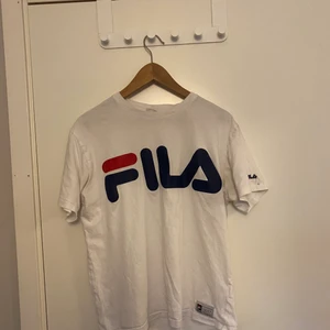 Fila T-shirt - T-shirt från Fila, skick 8/10, storlek S/M